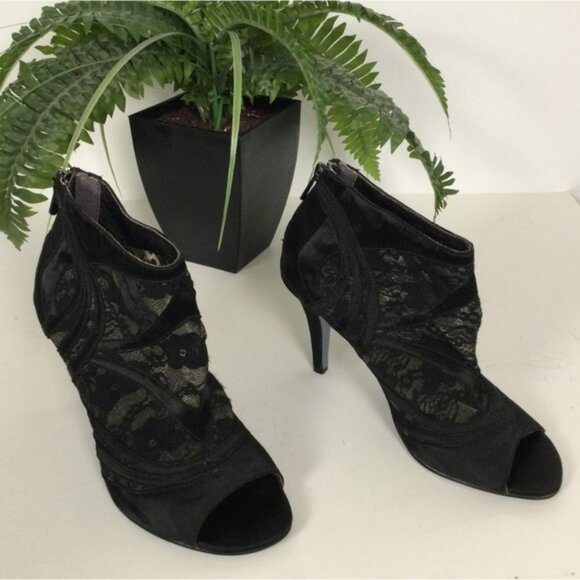 👛 (ANY 2/$25) COLLECTION PORTIA Annabelle 3.75” Heels with Solid Fabric/Mesh - Picture 3 of 13